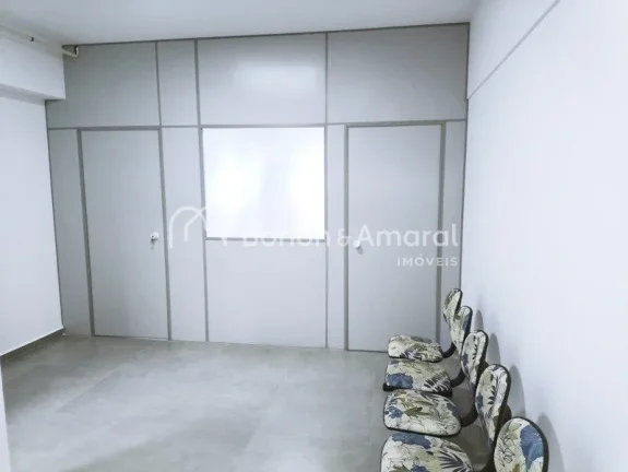 Imagem Venda , sala comercial , centro de Campinas. 
Andar alto 
Linda vista 
sol da manhã 
Totalmente rep...