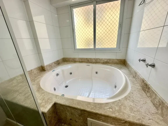 Imagem Apartamento 4 Dormitórios - Bairro Centro