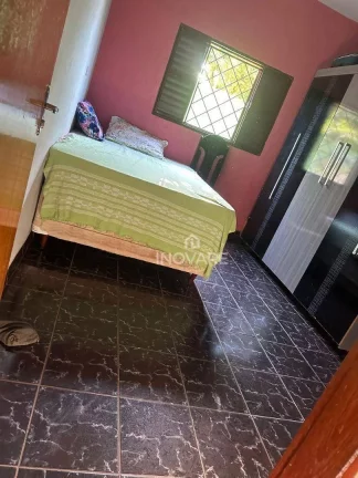 Imagem Casa com 3 dormitórios à venda, 120 m² por R$ 250.000,00 - Jardim Leonora - Itumbiara/GO