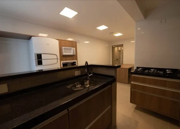 Imagem APARTAMENTO COM 133.35 m² - FORTE - PRAIA GRANDE SP