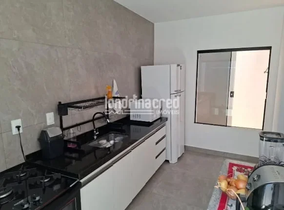 Imagem Casa à venda com 3 quartos, 2 banheiros e amplo terreno de 450 m² – conforto e espaço para toda a família