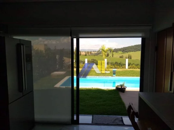 Imagem Casa com 4 Quartos à Venda, 400 m² em Gran Royalle - Pouso Alegre