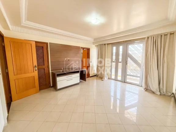 Imagem Casa para Alugar no Núcleo Bandeirante, 5 Quartos, 3 Suítes, 378m²
