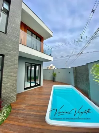 Imagem Casa / Sobrado para Venda em Camboriú / SC no bairro São Francisco de Assis