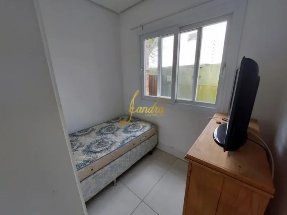 Imagem Sobrado semi-mobiliado em Atlântida em condomínio fechado