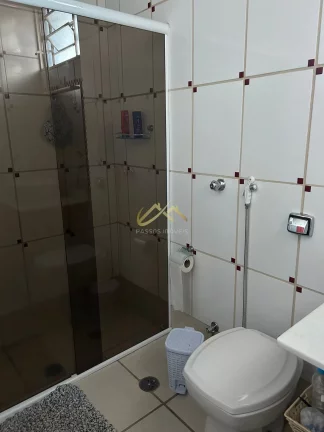 Imagem ÓTIMA CASA EM PRAIA BADALADA COM COMÉRCIOS E BONS QUIOSQUES.
