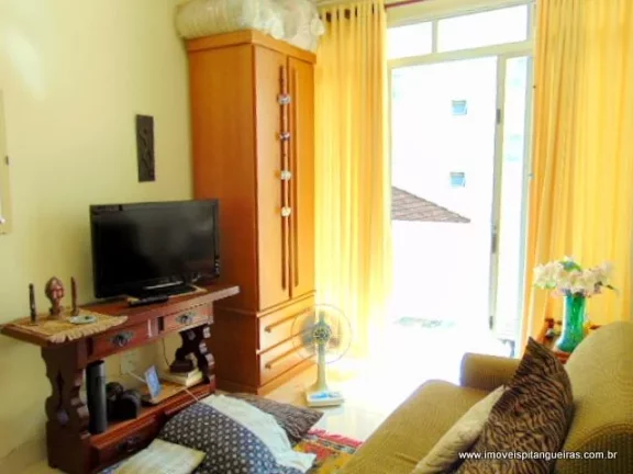 Imagem Tombo - Pertinho do mar - 78 m² úteis - Garagem - Condomínio baixo.