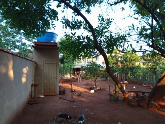 Imagem Casa à venda na Vila Elza, Aramina: 3 dormitórios e suíte!