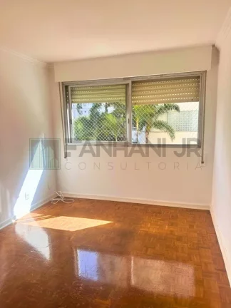 Imagem Alugue já! Apartamento de 4 quartos no Itaim Bibi, São Paulo-SP com 138m², 1 suíte, 3 salas e 2 vagas de garagem.