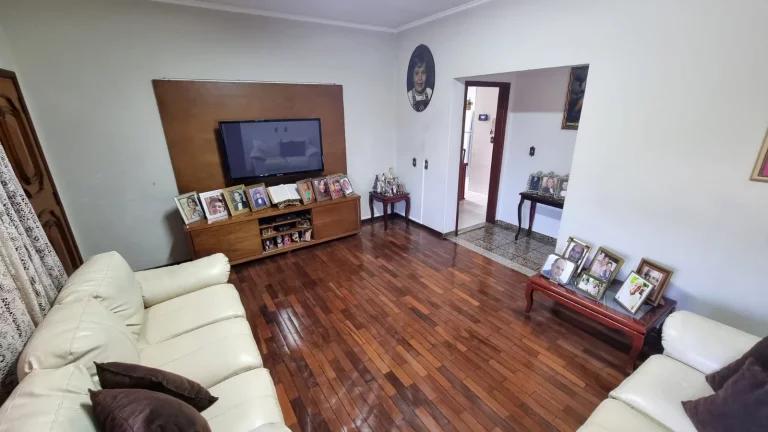 Imagem IMÓVEL Á VENDA COM FRENTE PARA A RODOVIARIA DE FRANCA/SP