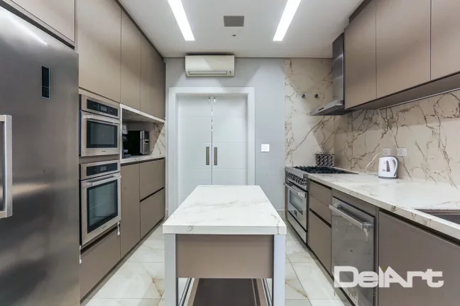 Imagem Residência Alto Padrão - 5 Suítes, Piscina e ELEVADOR no Alphaville Graciosa – 500m² de Sofisticação… Um verdadeiro espetáculo!!!