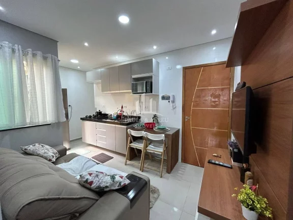 Imagem Apartamento 2 Dormitórios, quintal no 1° andar, 1 vaga em Utinga, Santo André