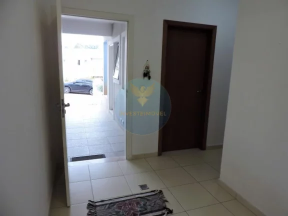 Imagem Casa em Condomínio a Venda no bairro Granja Viana - Carapicuíba, SP