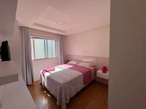 Imagem Apartamento mobiliado com 3 dormitórios sendo 3 suítes e 2 vagas de garagem em Balneário Camboriú