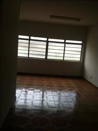 Imagem Barracão com 950m2 em ótima localização, no centro da cidade.Palace Imobiliária Ltda tem mais o...