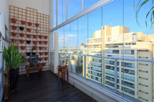 Imagem Cobertura Duplex com vista panorâmica! Quatro suítes, a master com closet, lavabo, amplo living co...