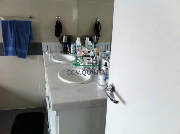 Imagem Casa com 3 Quartos à Venda, 420 m² em Granja Viana - Cotia