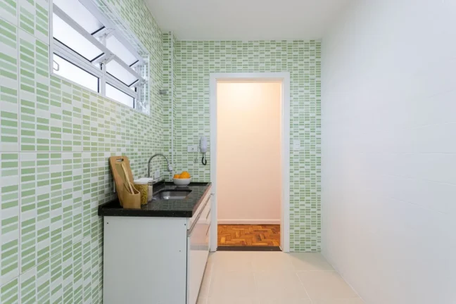 Imagem Apartamento 51M² Reformado, 2Q, 1 Banheiro.