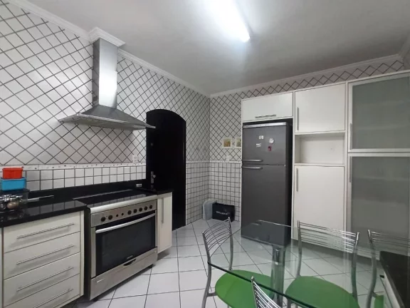 Imagem Sobrado com 3 dormitórios à venda, 183 m² por R$ 580.000 - Vila Ponte Nova - Cubatão/SP