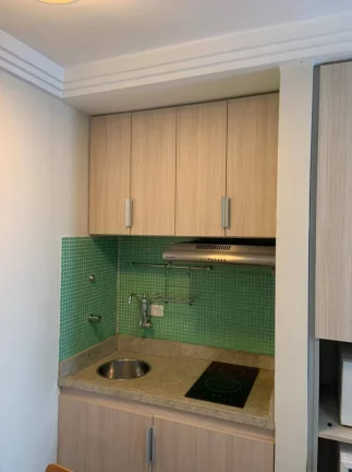 Imagem Flat para aluguel possui 27 metros quadrados com 1 quarto em Cq. César