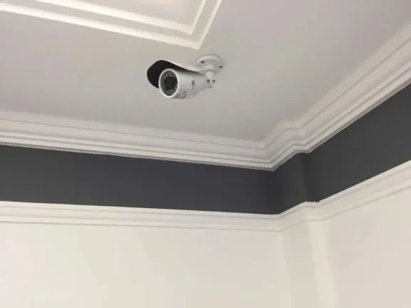 Imagem Sala Comercial à Venda no Centro de Sorocaba-SP: 1 Sala, 1 Banheiro, 25m² de Área