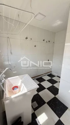 Imagem Casa Suite Master + 1 Suite + 4 Quartos - Bairro Bancarios