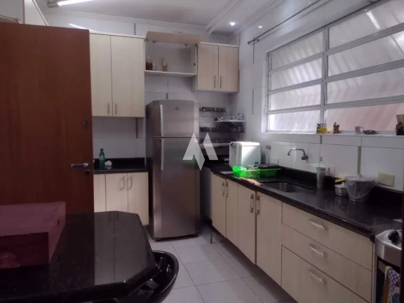 Imagem Sobrado Isolado com 3 dorms Aparecida Santos-Sp