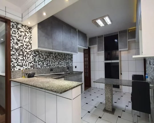 Imagem CASA TÉRREA 3 DOEMS - 2 SUITES - - USP - METRO BUTANTÃ - BUTANTÃ