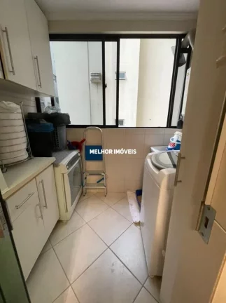 Imagem Apartamento Diferenciado Mobiliado á Venda com 03 Dormitórios sendo 01 Suíte, sacada ampla com churrasqueira a carvão em Meia Praia Itapema - SC