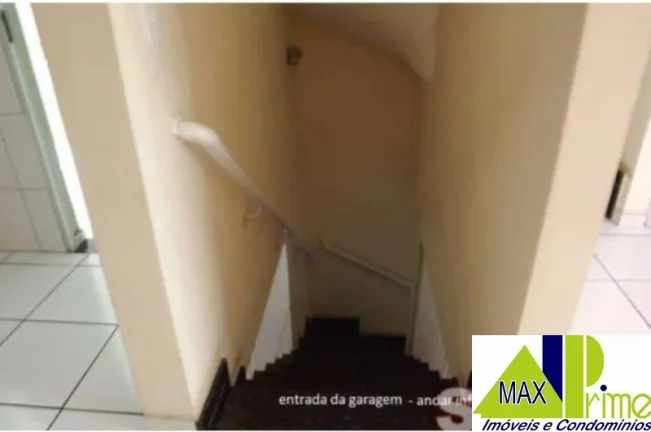 Imagem SOBRADO EM CONDOMÍNIO FECHADO, 03 DORMITÓRIOS 01 SUÍTE E DUAS VAGAS DE GARAGEM