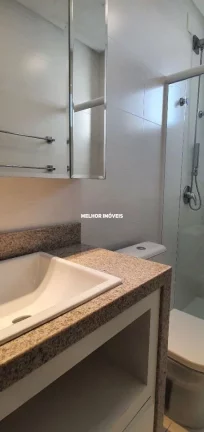 Imagem Apartamento mobiliado e equipado com 3 suítes, vista parcial para o Mar em Balneário Camboriú