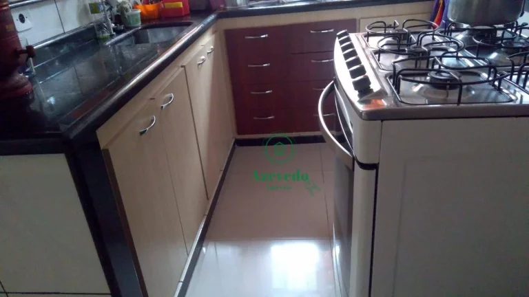 Imagem Sobrado com 3 dormitórios à venda, 200 m² por R$ 1.200.000,00 - Cidade Soberana - Guarulhos/SP