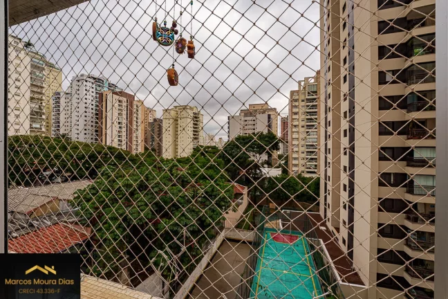 Imagem Apartamento em Perdizes, 120 m2, 3 Dormitórios, 2 Banheiros e 1 Lavabo. Edifício com Lazer, Portaria 24 hs e Gerador. Fácil Acesso a futura Estação Metrô