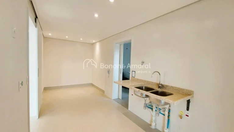 Imagem Com 3 suítes, todas preparadas para receber ar condicionado, cozinha estendida com acesso à sala; ...