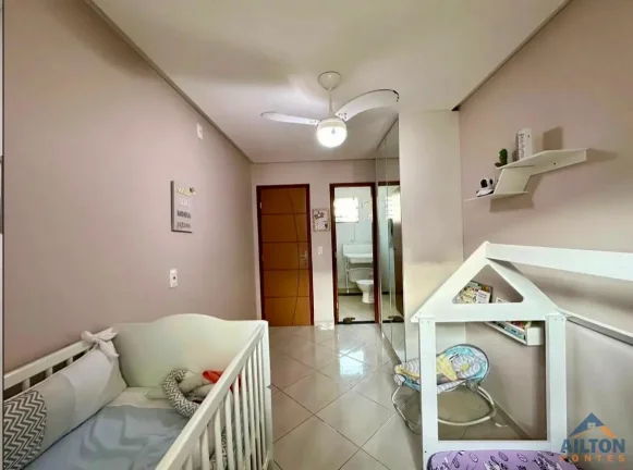 Imagem Casa Duplex com 2 Suítes à Venda em Condomínio Fechado no Bairro Lagoa Funda - Guarapari-ES