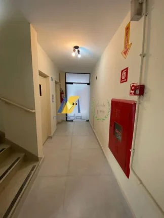 Imagem Sala comercial no centro de Santo André, pronta para uso