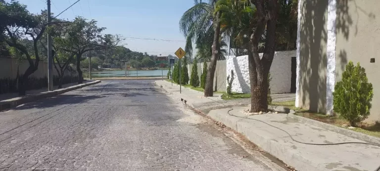 Imagem VISTA PARA A LOGOA+RUA TRANQUILA