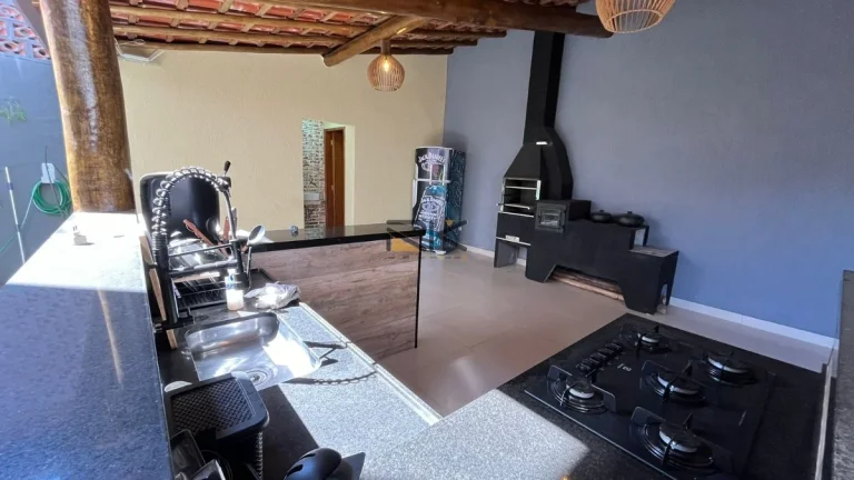 Imagem SOBRADO NO ITAGUÁ 2 dormitórios,3 banheiros,sala de estar e varanda gourmet com cozinha integrada