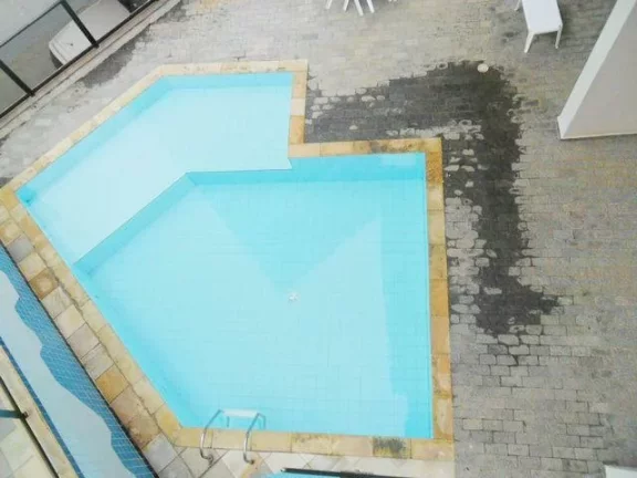 Imagem Praia de Pitangueiras, Local Nobre, Alto Padrão, Lazer Total, 2 Garagens, 145 m² úteis, Próximo ao Mar, Reformado.