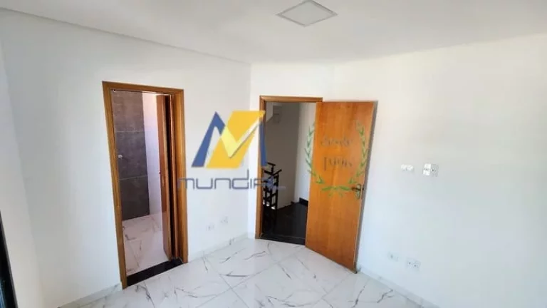 Imagem “Um sobrado novinho com terraço na cobertura por R$ 630 mil em Santo André!