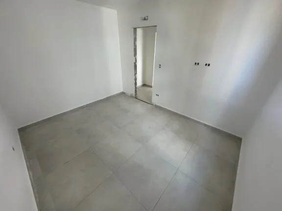 Imagem Apartamento à venda em Praia Grande-SP, Caiçara: 1 quarto, 1 sala, 1 banheiro, 1 vaga, 50m² de área.