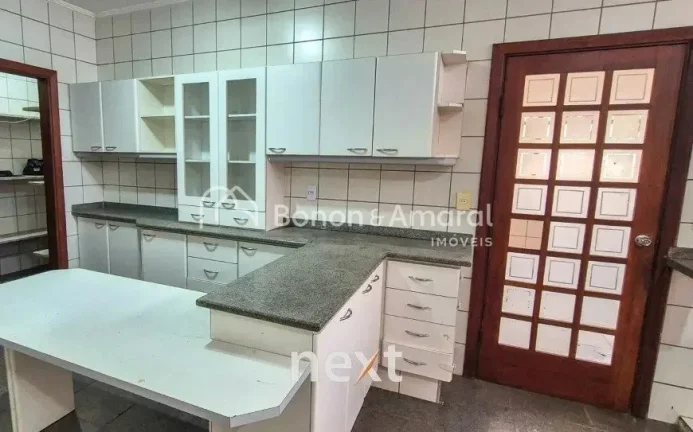 Imagem Casa à Venda no Jardim Sorirama (bolsão) - Sousas, Campinas/SP

Com arquitetura charmosa e espaço...