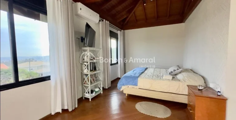 Imagem Imagine viver em uma residência de alto padrão, em um condomínio exclusivo, onde o design e a ate...