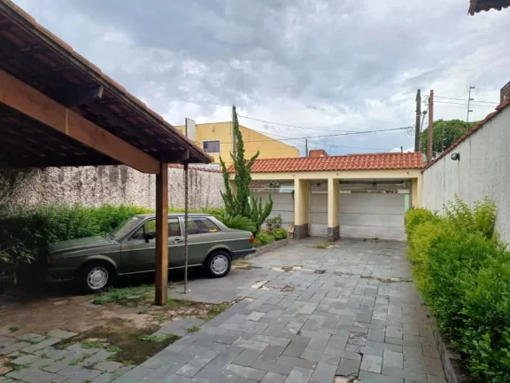 Imagem Sobrado à venda, 246 m² por R$ 880.000,00 - Vila Figueira - Suzano/SP