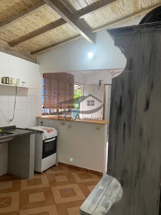 Imagem Casa de rua no Camburizinho