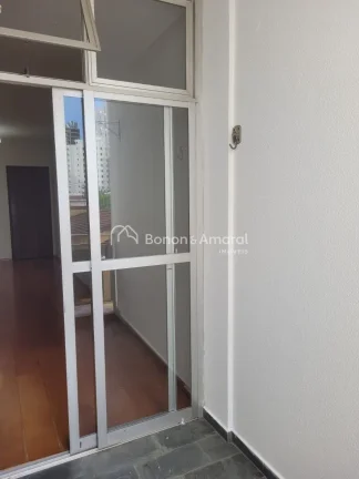 Imagem Apartamento em Campinas, tem a oferecer neste apartamento exclusivo. Com três quartos, incluindo um...