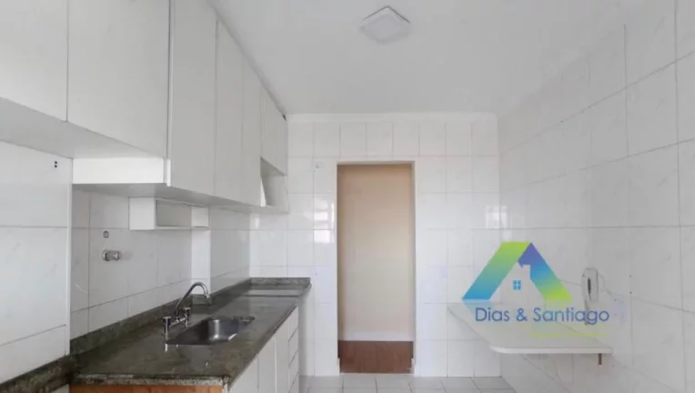 Imagem Lindo apartamento todo reformado, ótima localização com lazer completo.
