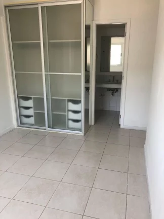 Imagem Apartamento com 2 Quartos à Venda, 68 m² em Camorim - Rio De Janeiro