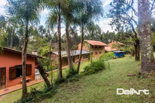 Imagem Chácara maravilhosa com 7 dormitórios à venda por R$ 2.400.000,00 - Cunhupã - Rio Negro/PR