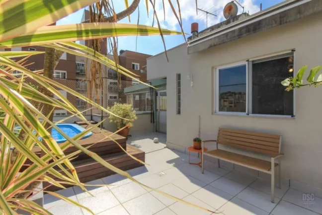Imagem Cobertura com 3 Quartos à Venda, 200 m² em Auxiliadora - Porto Alegre
